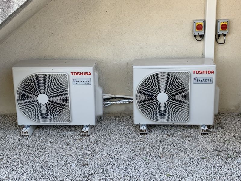 Fourniture et pose d'un climatiseur TOSHIBA à ST CANNAT